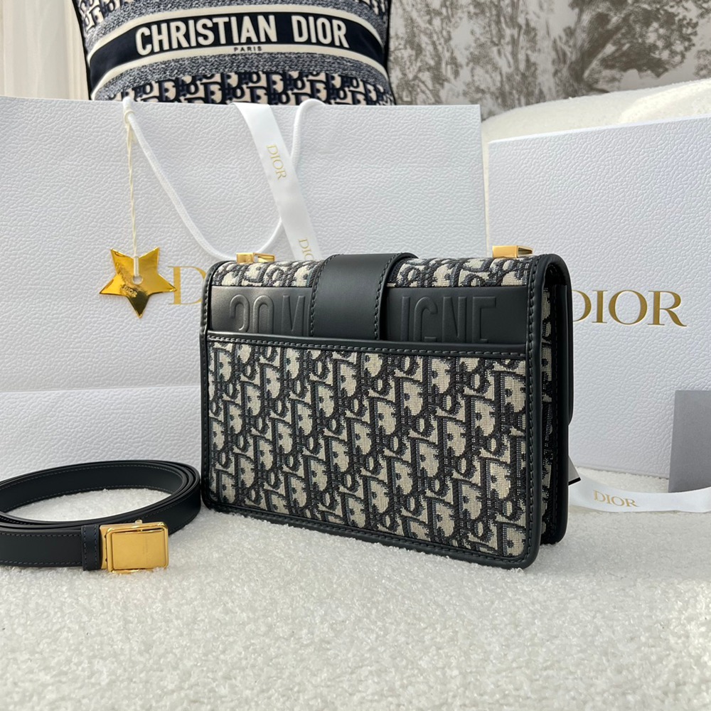 30 Montaigne手袋_7