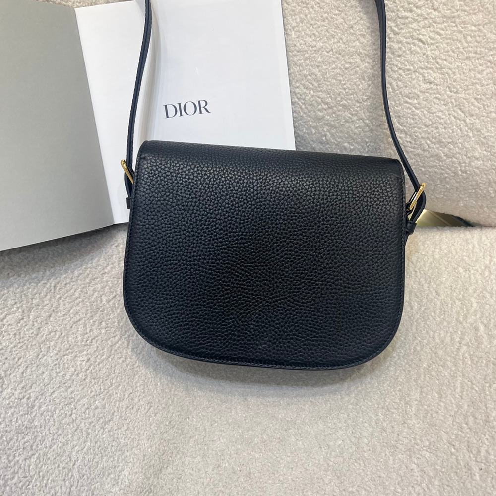 Bobby 中號粒面/牛皮_3