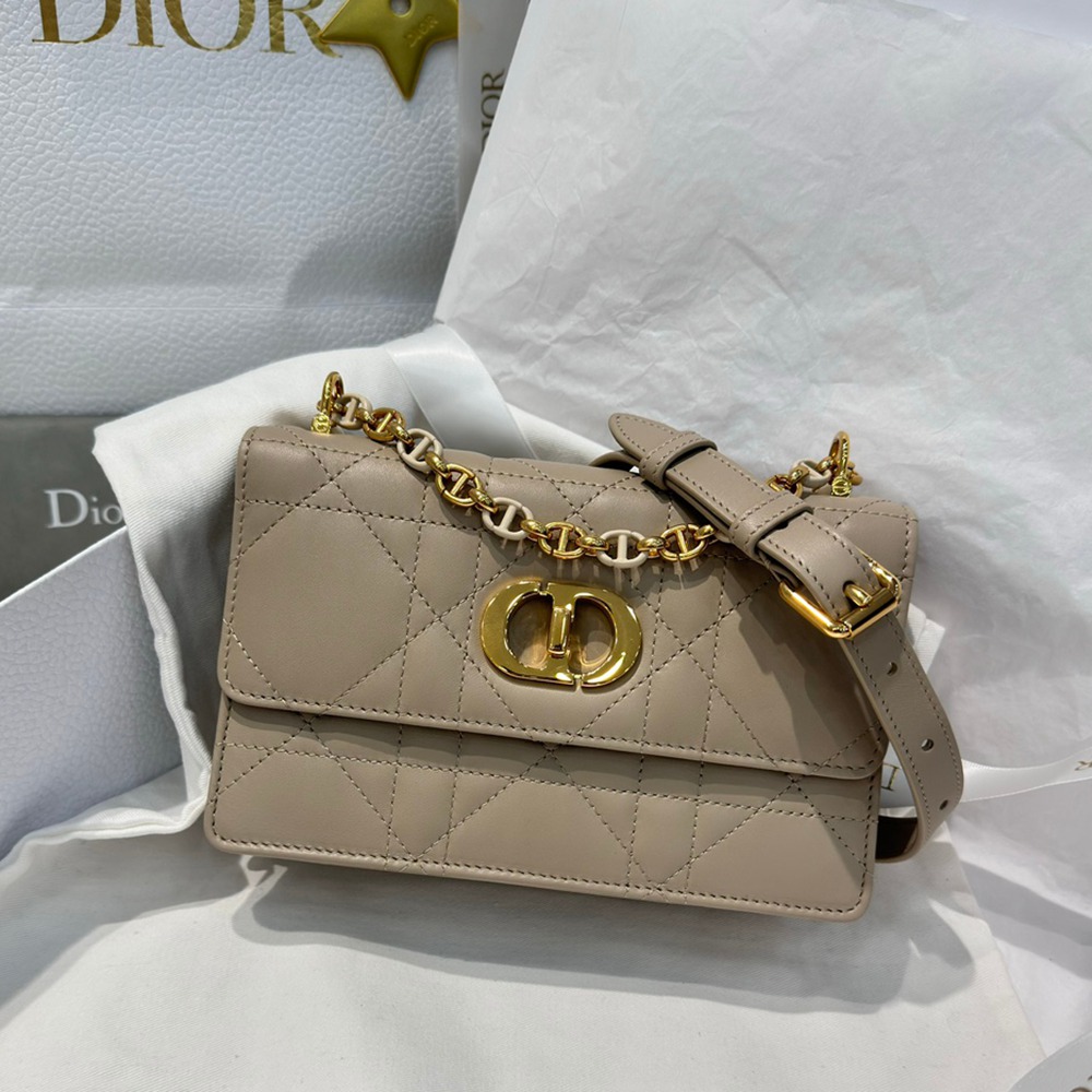 Miss Caro脂米色_1