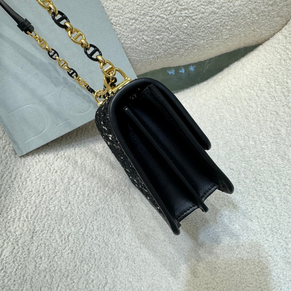 Miss Caro粗花呢_12