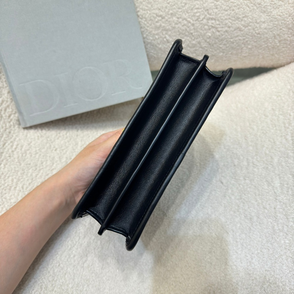 Miss Caro粗花呢_5