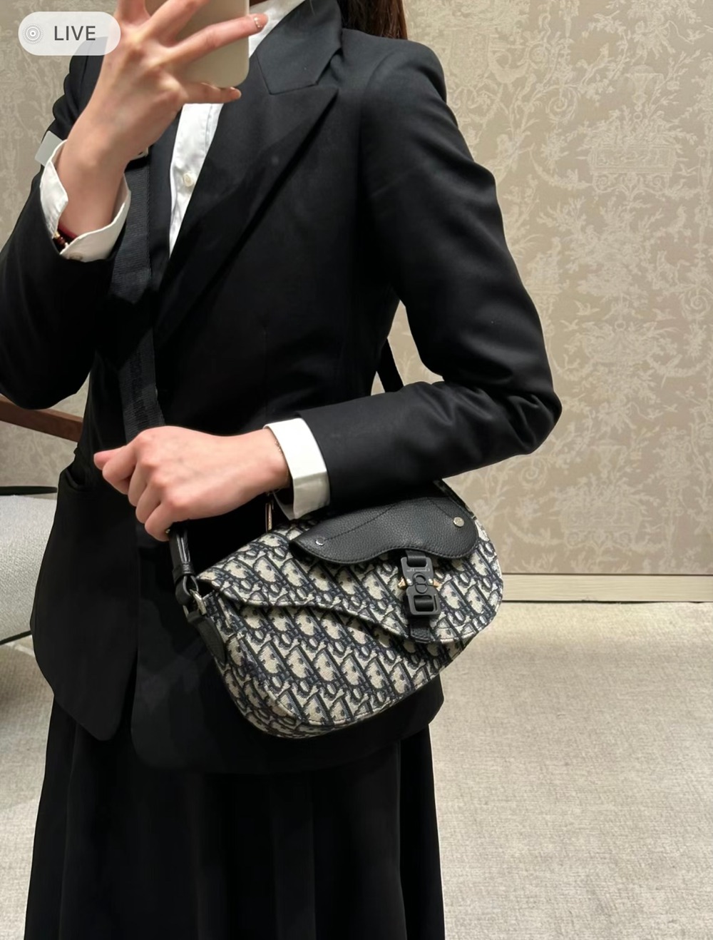 馬鞍信使包老花_6