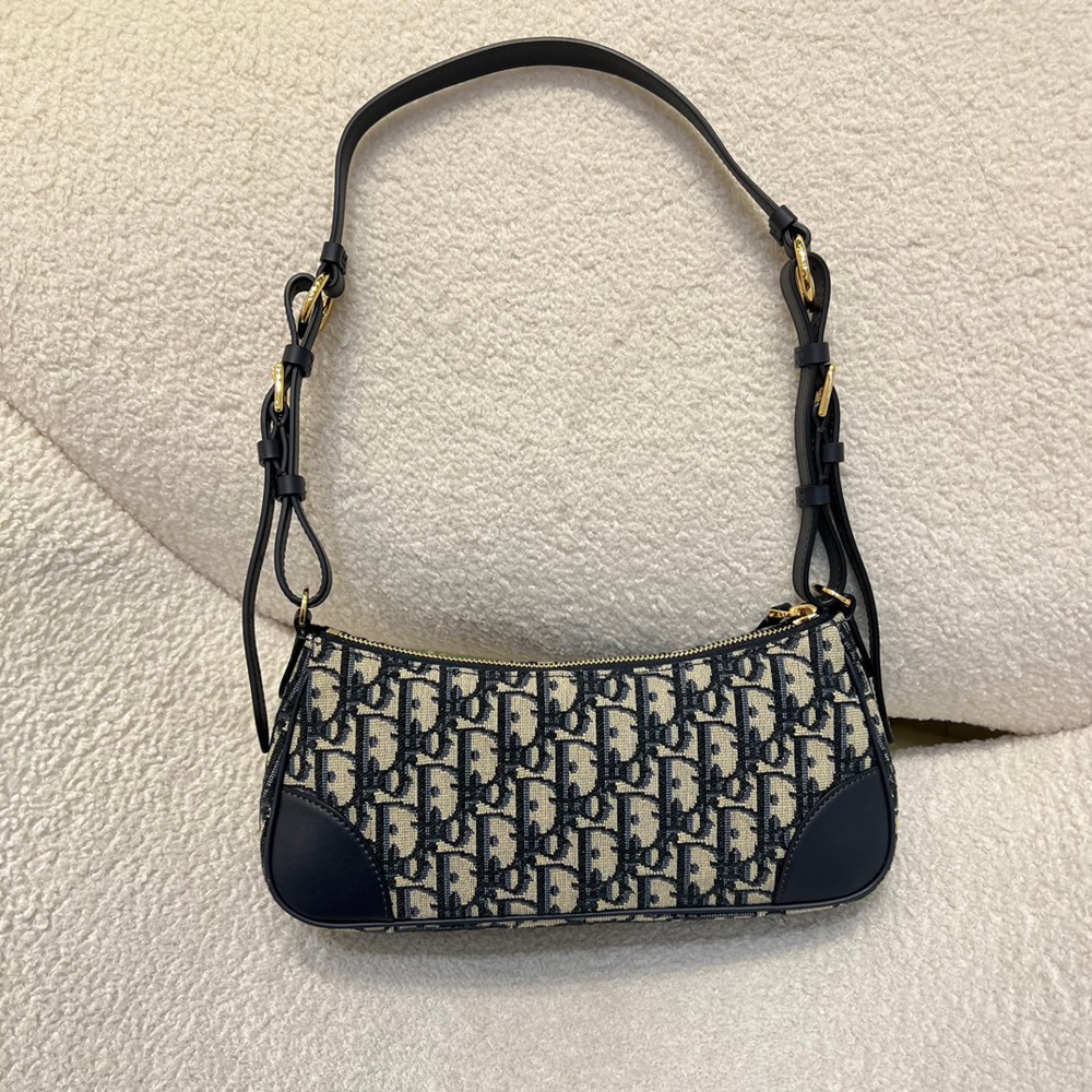 30 Montaigne Wanderlust藍_3