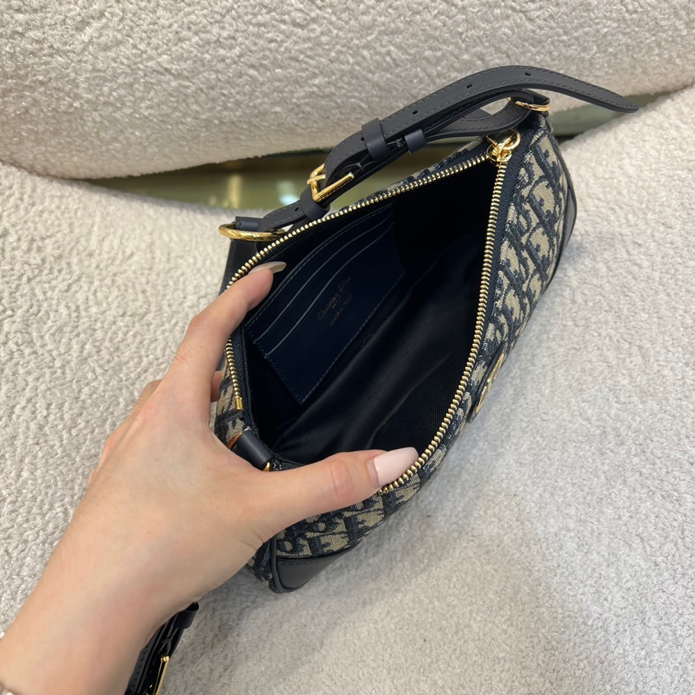 30 Montaigne Wanderlust藍_6