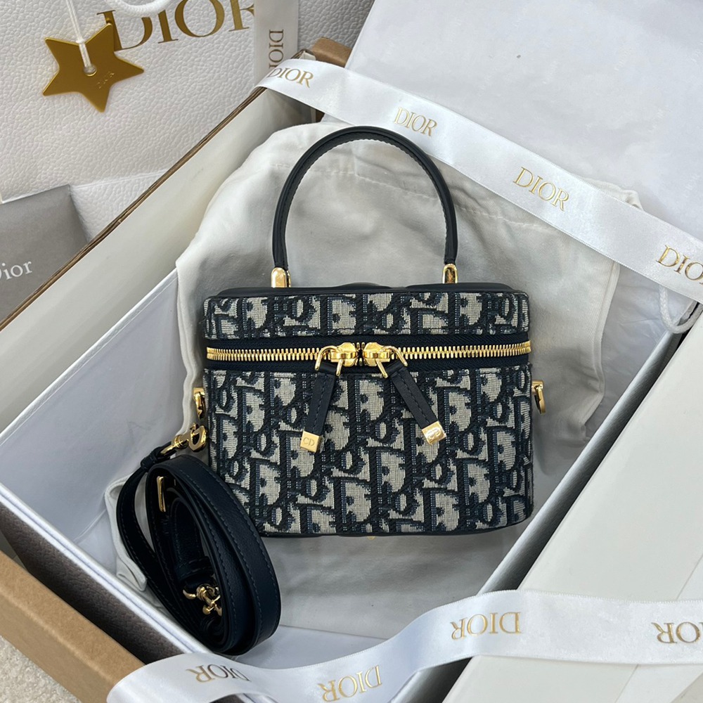 Signature Vanity老花_1