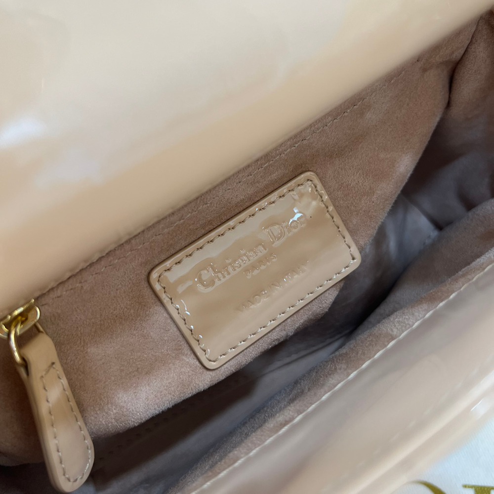 Mini Lady裸粉漆皮_2