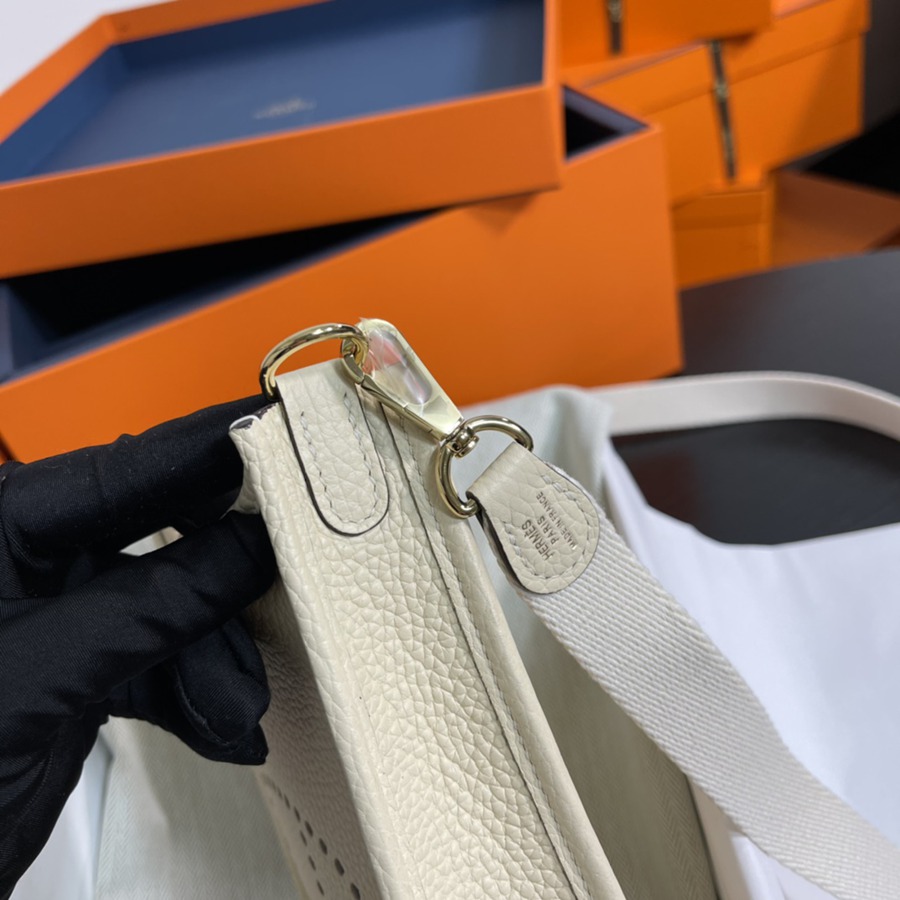 伊芙琳Evelyn 16 Mini 奶油白 TC皮_4