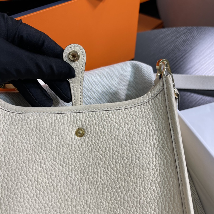 伊芙琳Evelyn 16 Mini 奶油白 TC皮_6