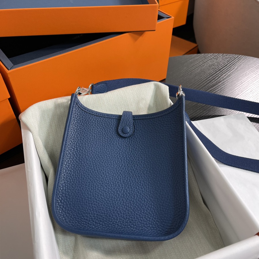 伊芙琳Evelyn 16 Mini 深遂藍 TC皮_4