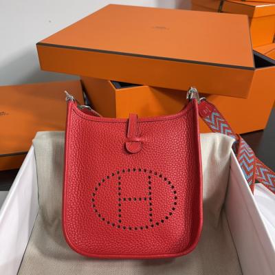 伊芙琳Evelyn 16 Mini 心紅 銀扣TC皮