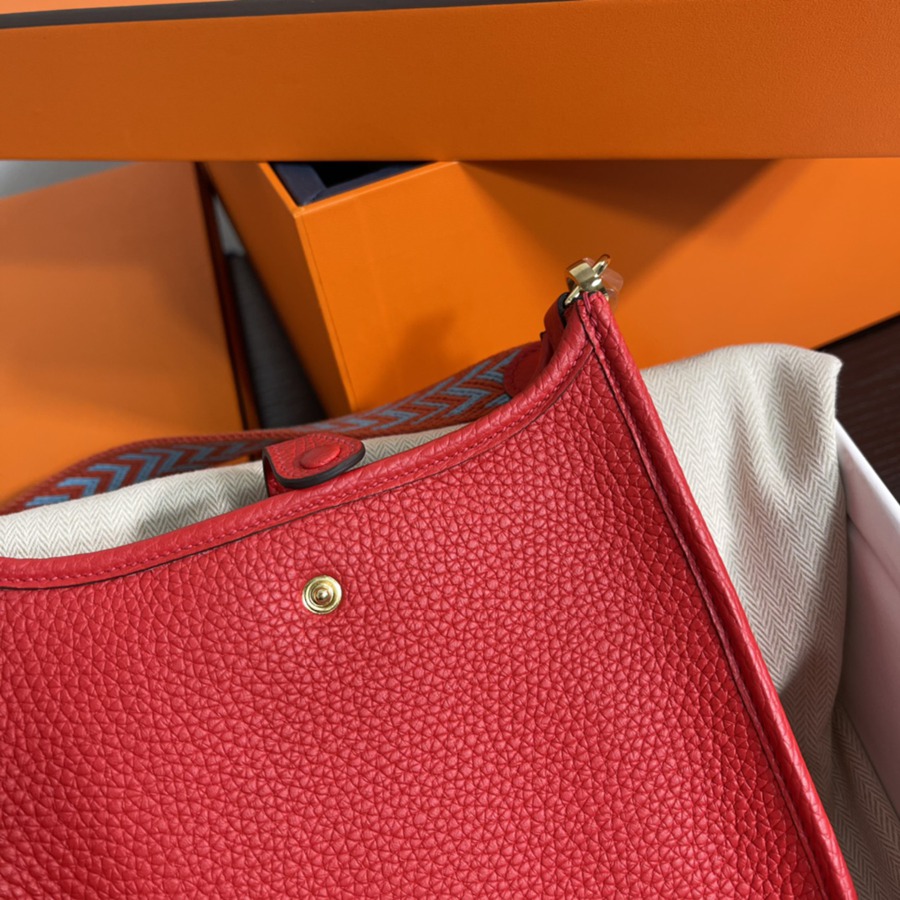 伊芙琳Evelyn 16 Mini 心紅 金扣TC皮_7