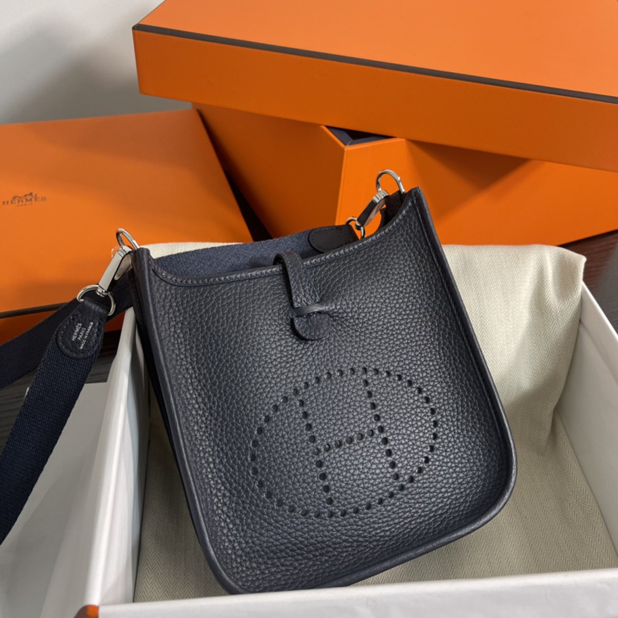 伊芙琳Evelyn 16 Mini 午夜藍 銀扣TC皮_2