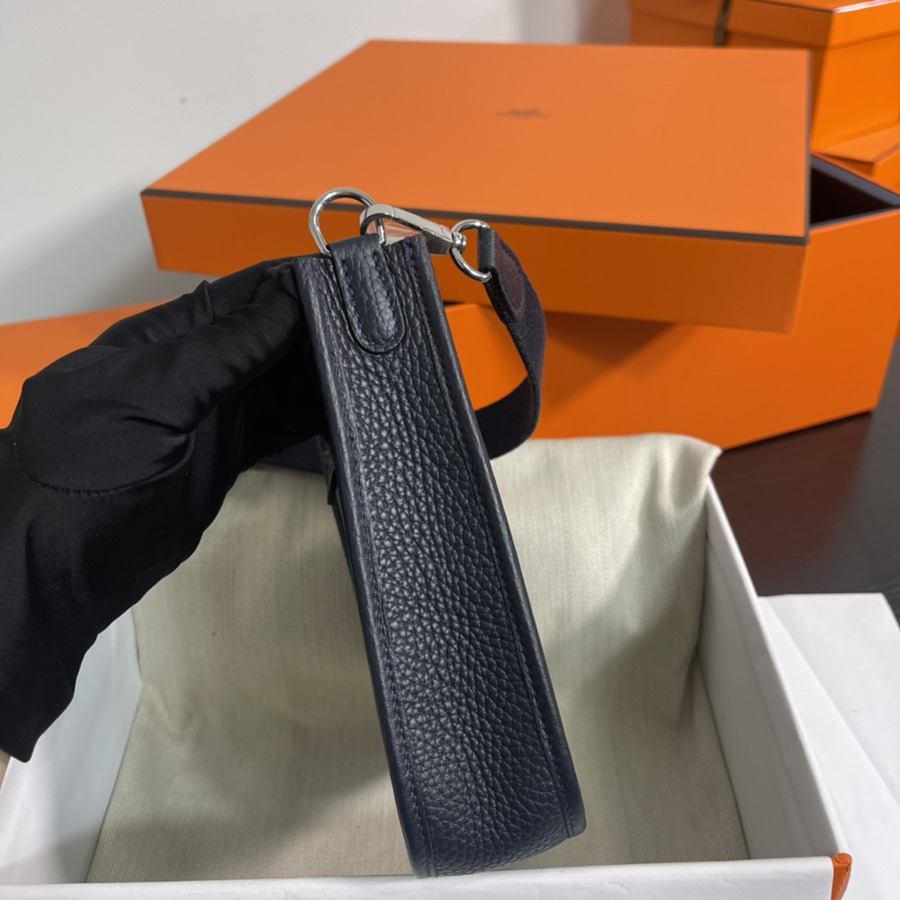 伊芙琳Evelyn 16 Mini 午夜藍 銀扣TC皮_4