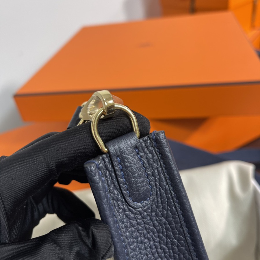 伊芙琳Evelyn 16 Mini 午夜藍 金扣TC皮_4