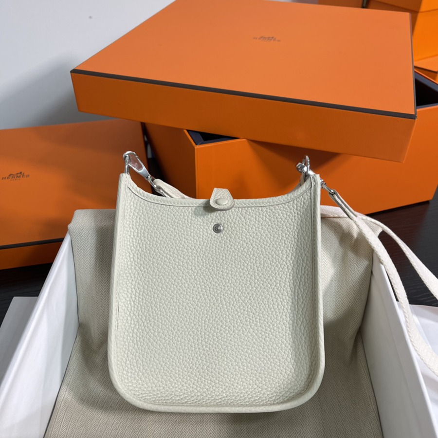 伊芙琳Evelyn 16 Mini 奶昔白 銀扣TC皮_7