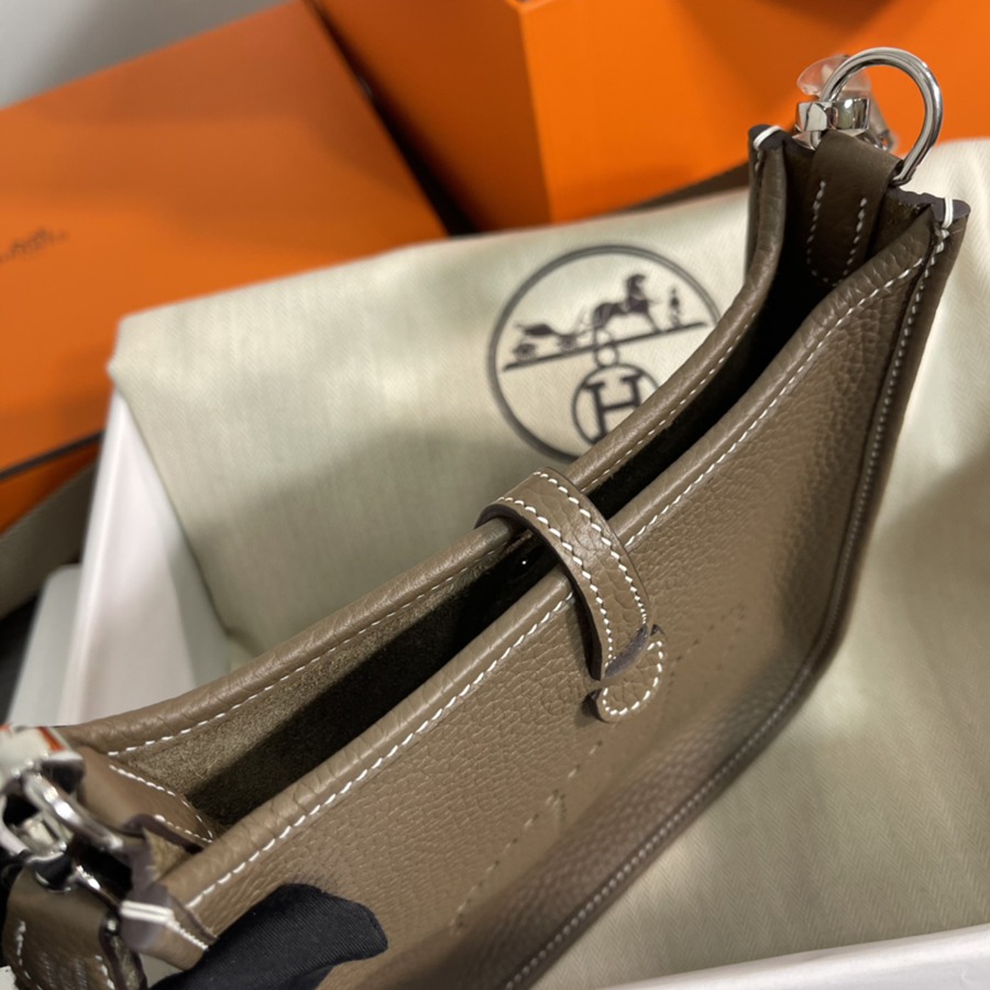 伊芙琳Evelyn 16 Mini 大象灰 銀扣TC皮_6