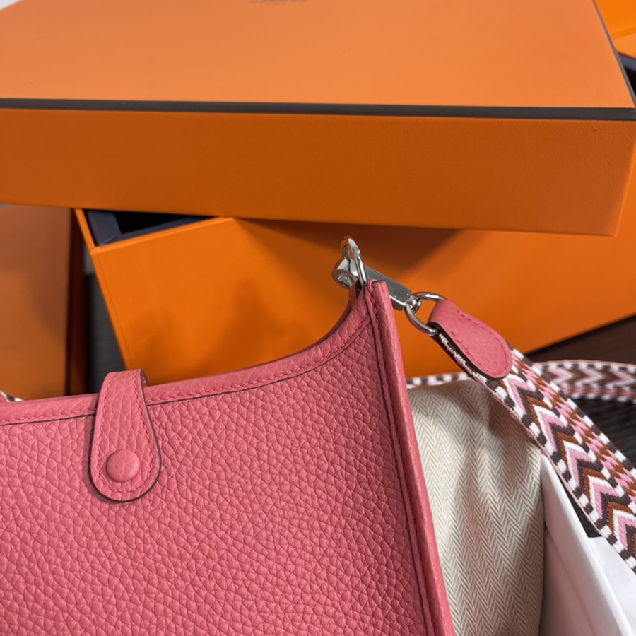 伊芙琳Evelyn 16 Mini 唇膏粉 銀扣TC皮_5