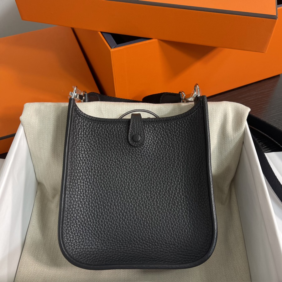 伊芙琳Evelyn 16 Mini 黑色 銀扣TC皮_2