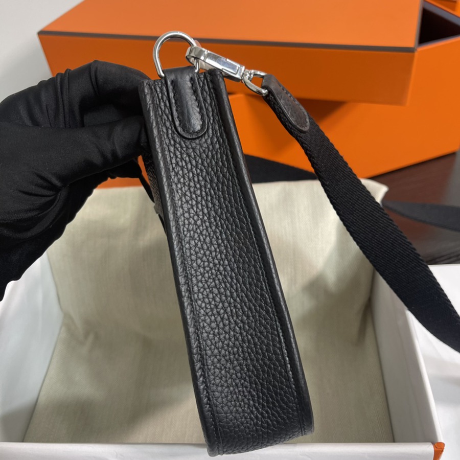 伊芙琳Evelyn 16 Mini 黑色 銀扣TC皮_5