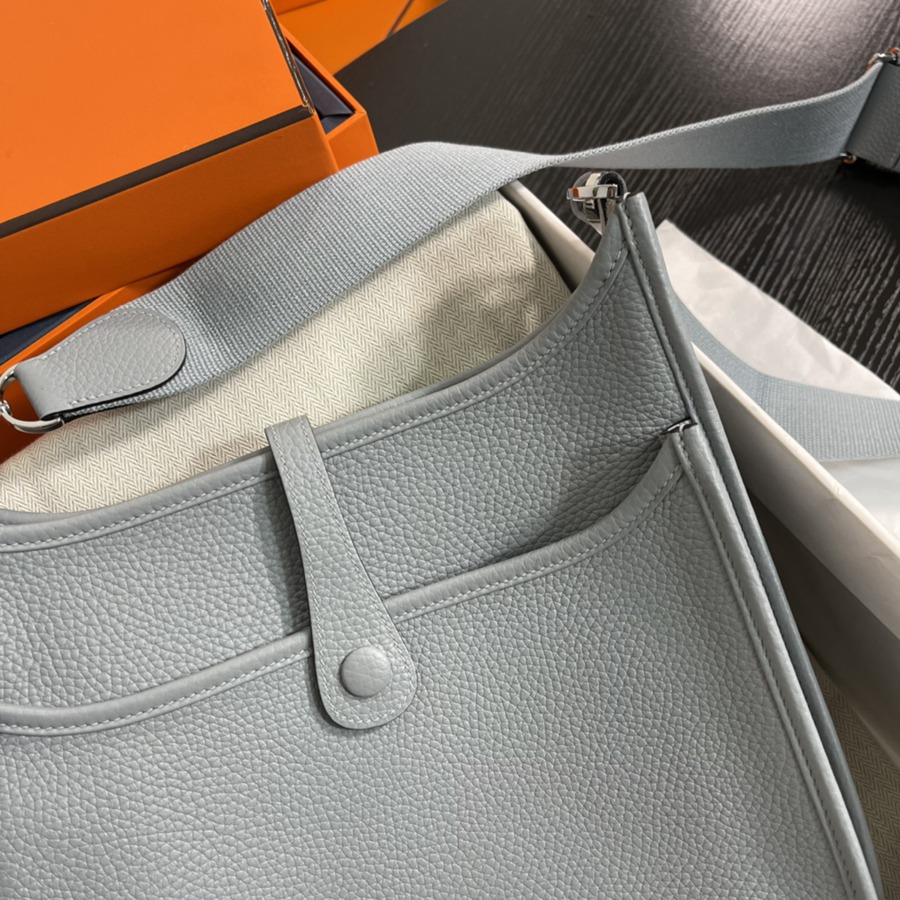 伊芙琳Evelyn 29 亞麻藍 銀扣TC皮_6