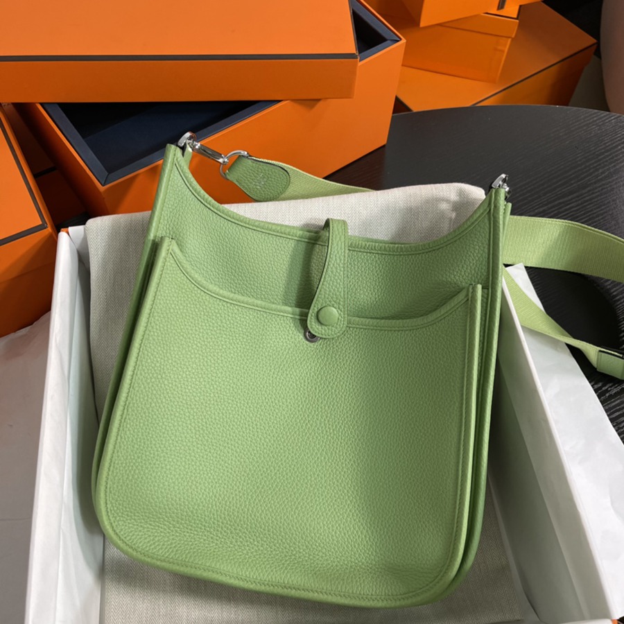 伊芙琳Evelyn 29 牛油果綠 銀扣 TC皮_5