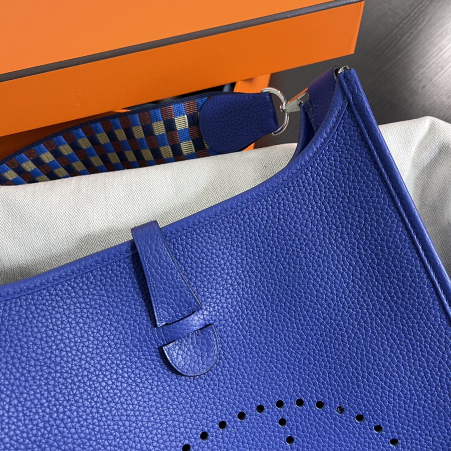 伊芙琳Evelyn 29 電光藍 銀扣 TC皮_2