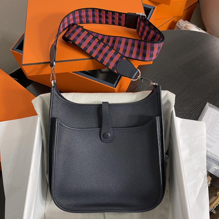 伊芙琳Evelyn 29 午夜藍 銀扣 TC皮_9