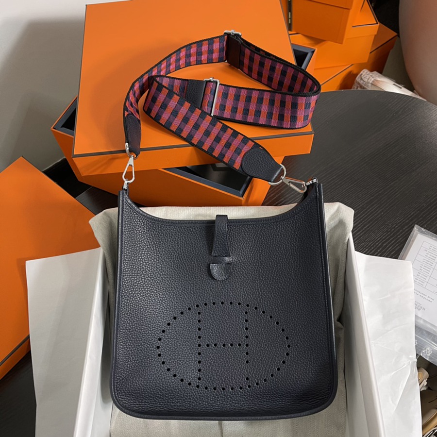 伊芙琳Evelyn 29 夜藍 Blue NuitTC皮_1