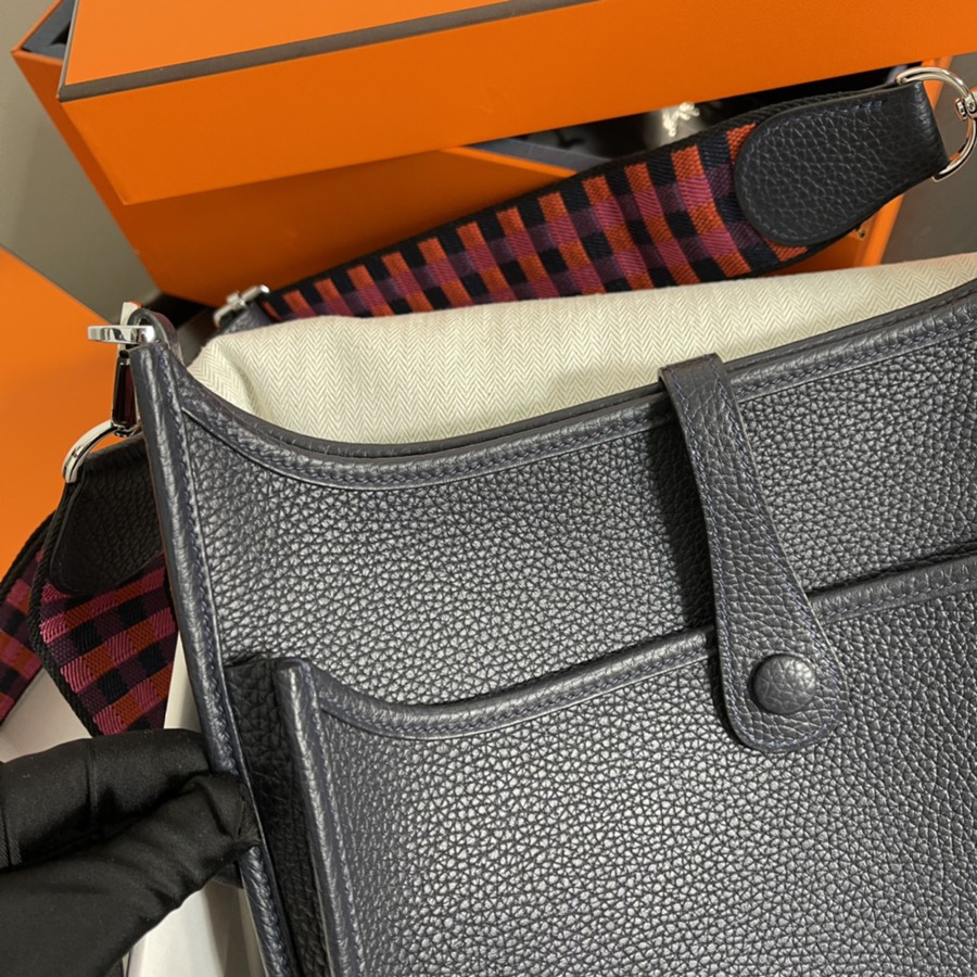 伊芙琳Evelyn 29 夜藍 Blue NuitTC皮_7