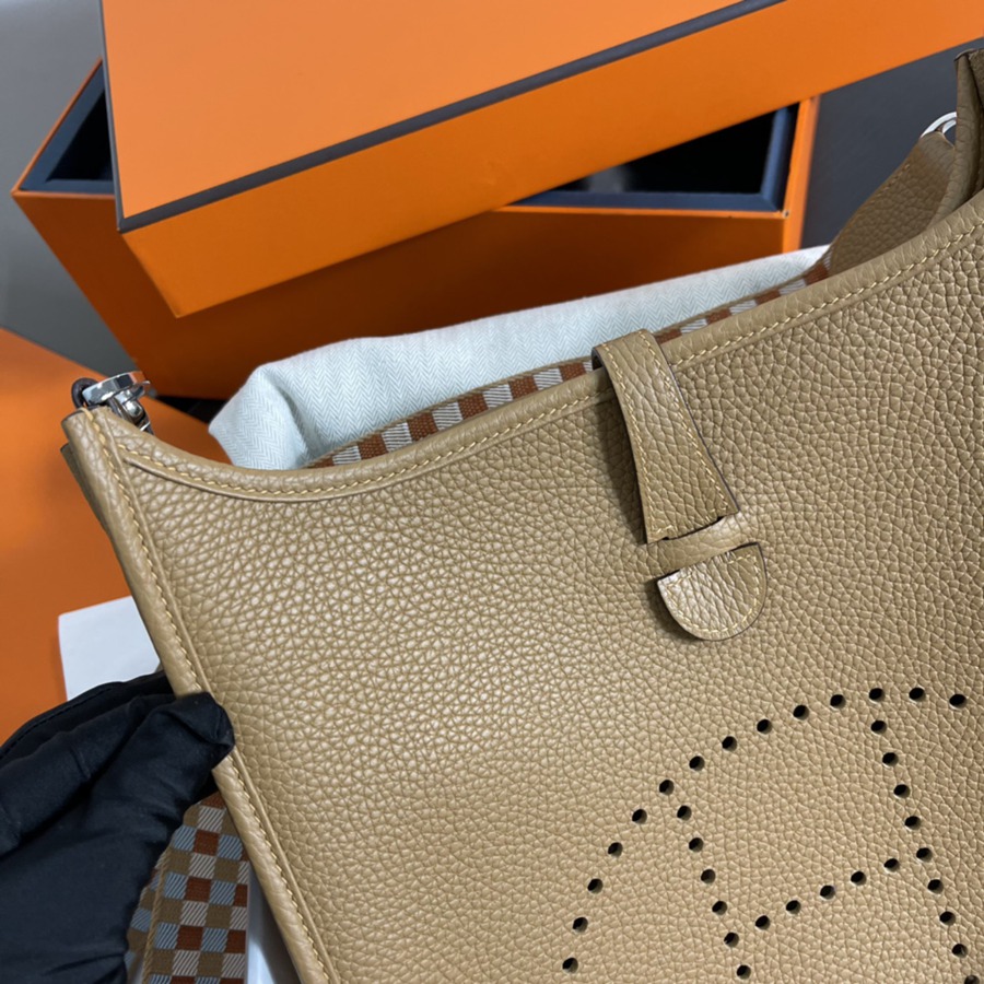 伊芙琳Evelyn 29 餅乾色TC皮_2