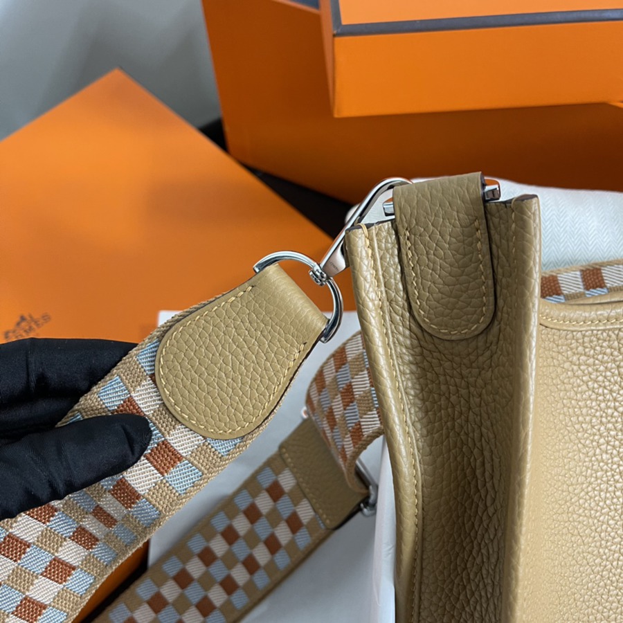 伊芙琳Evelyn 29 餅乾色TC皮_3