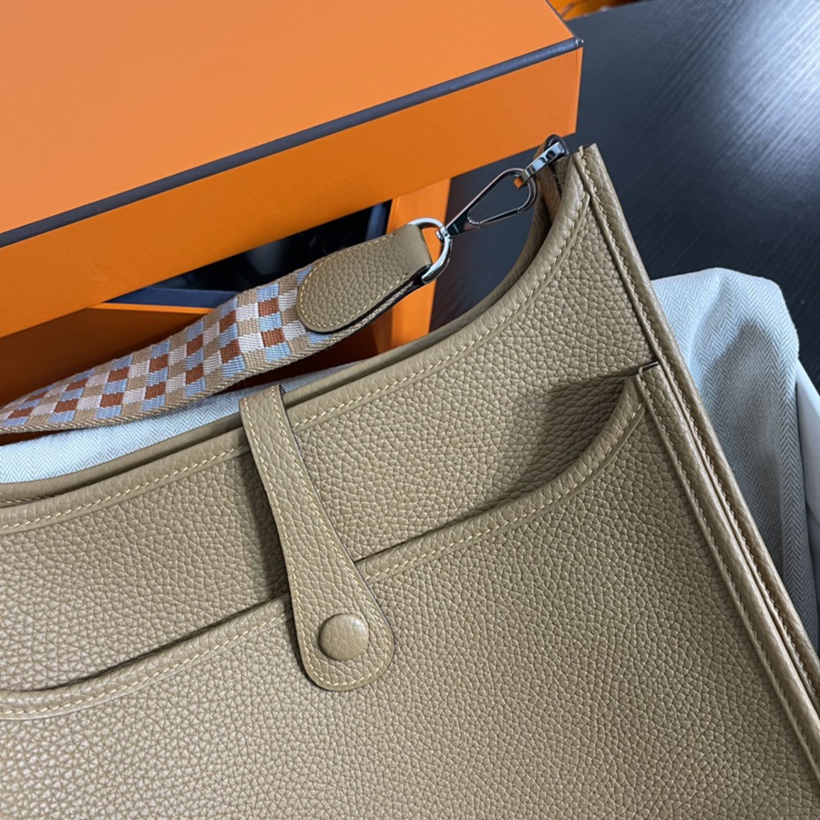 伊芙琳Evelyn 29 餅乾色TC皮_4