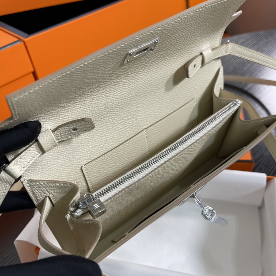 凱莉Woc Kelly To Go 奶昔白 銀扣Epsom皮_7