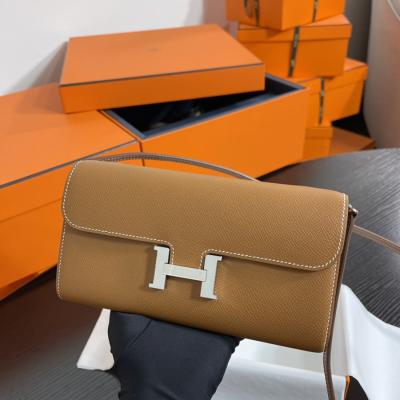 Constance to go 金棕銀扣 Epsom皮