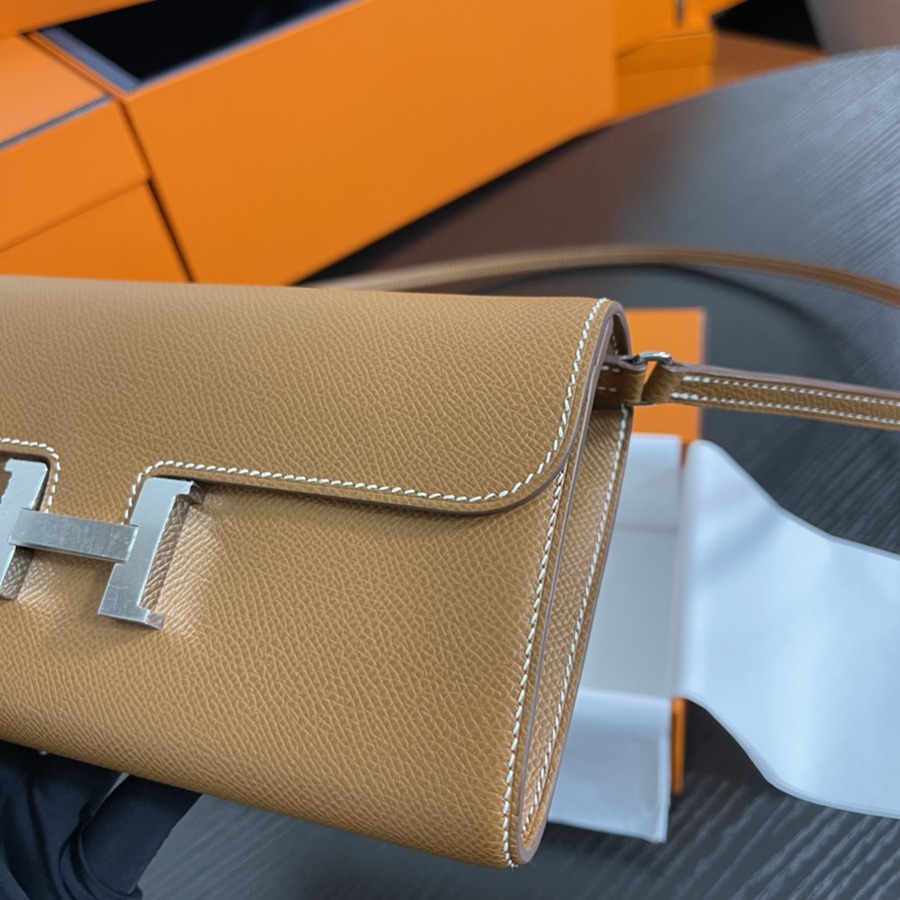 Constance to go 金棕銀扣 Epsom皮_3