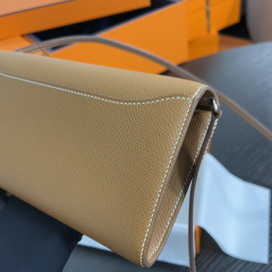 Constance to go 金棕銀扣 Epsom皮_5