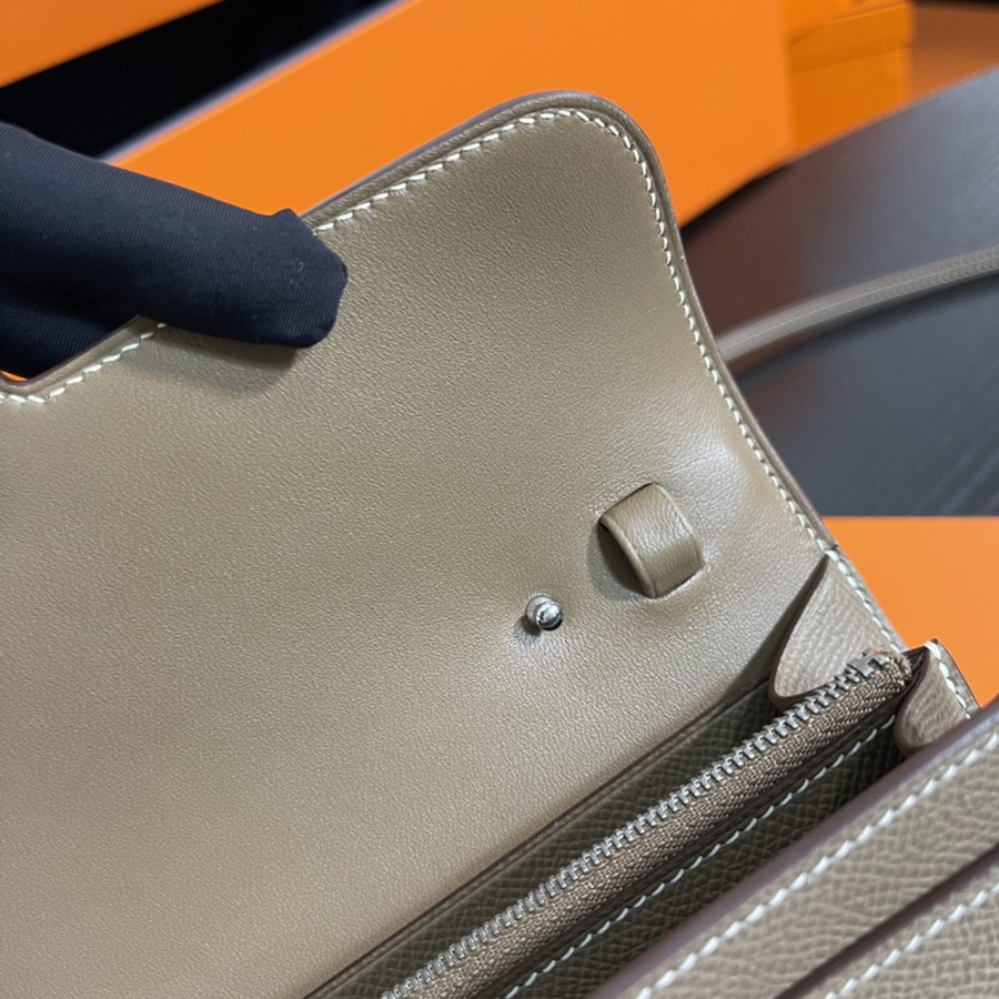 Constance to go 大象灰 銀扣 Epsom皮_7