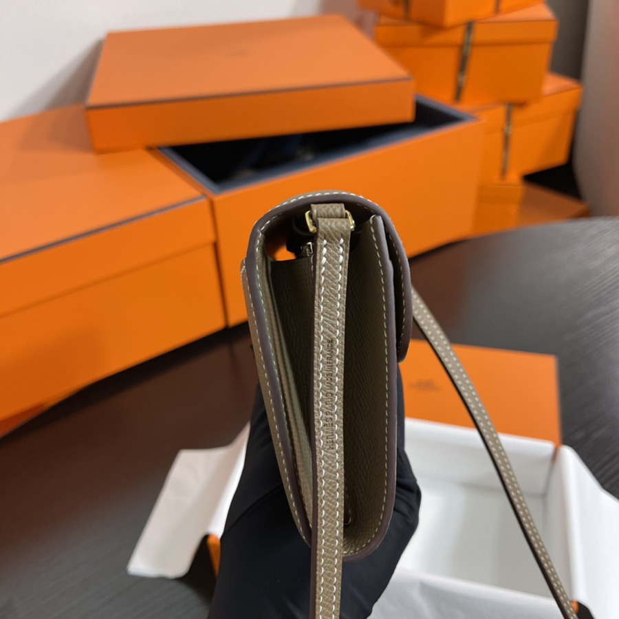 Constance to go 大象灰 金扣 Epsom皮_5