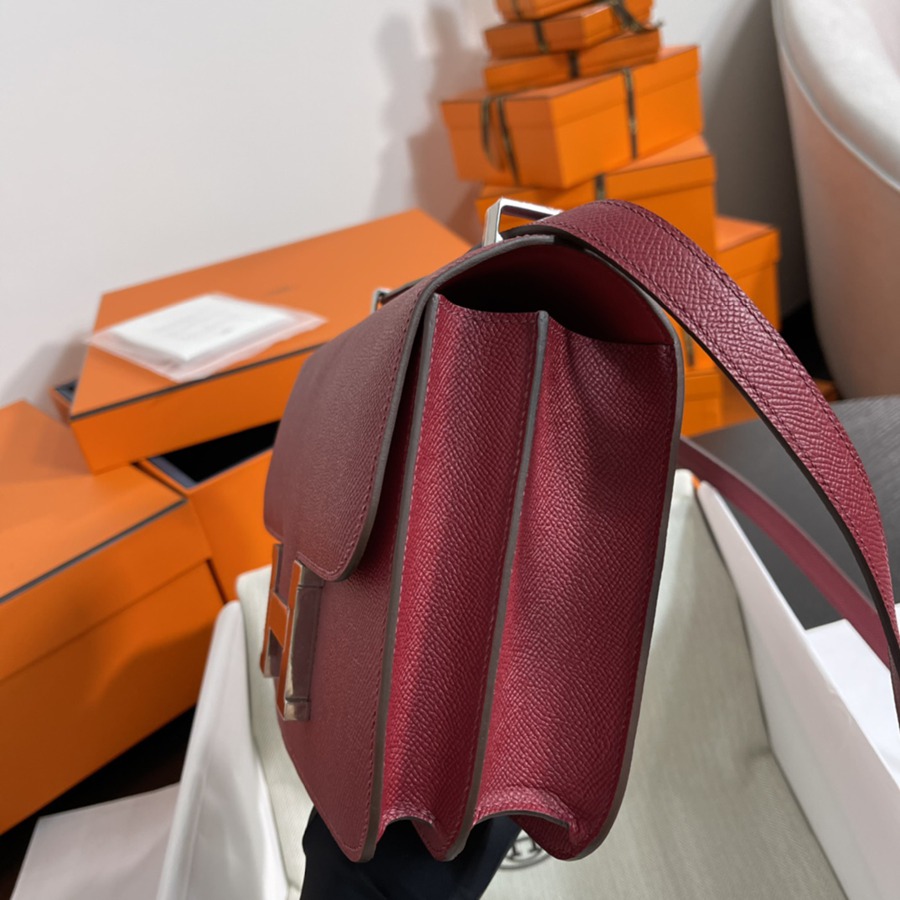 Constance 24 寶石紅 琺瑯扣 Epsom皮_4