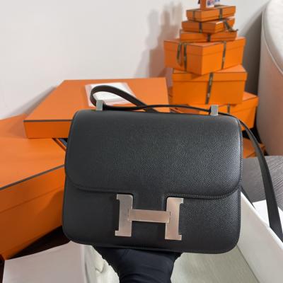 Constance 24 黑色銀扣 Epsom皮