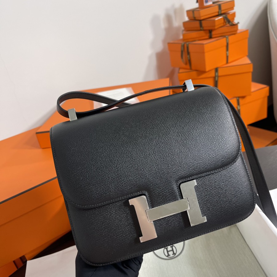 Constance 24 黑色銀扣 Epsom皮_2