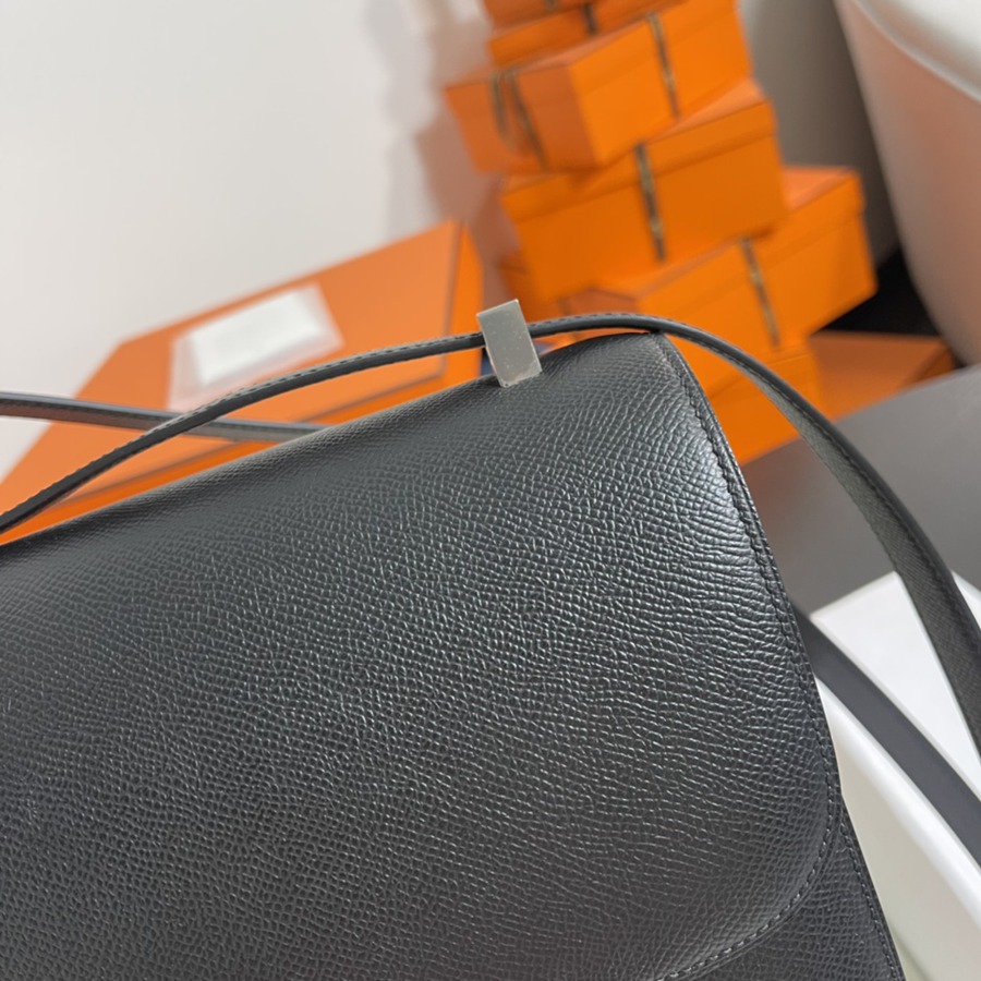 Constance 24 黑色銀扣 Epsom皮_4