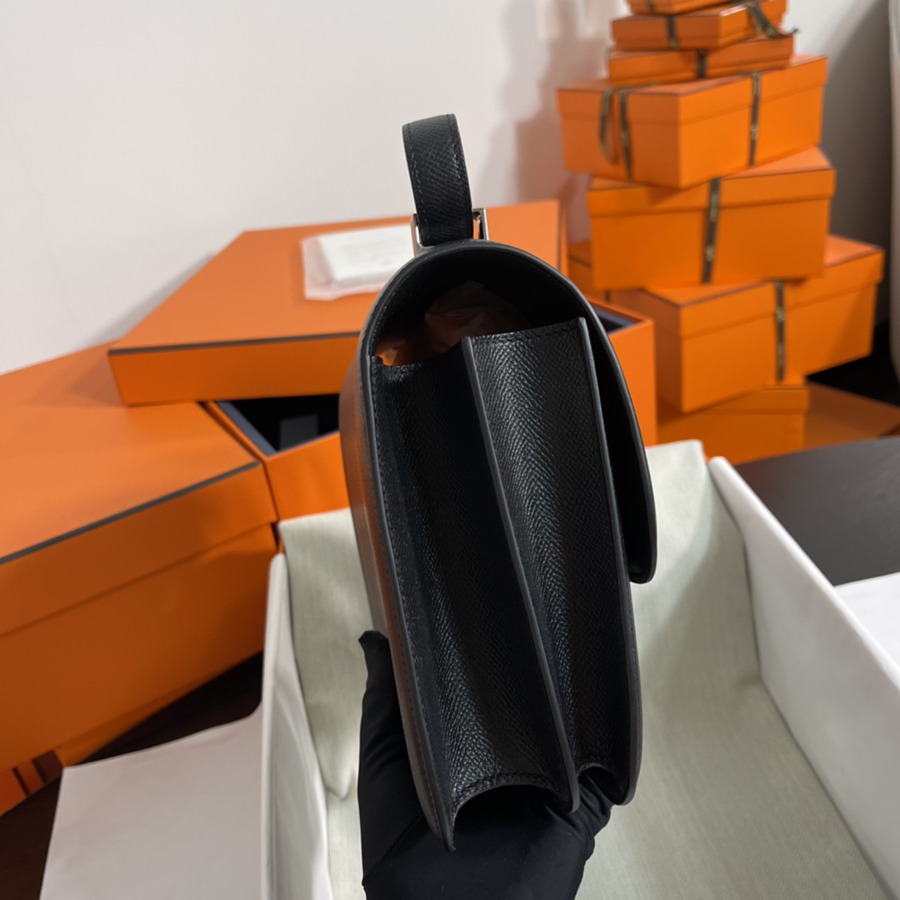 Constance 24 黑色銀扣 Epsom皮_5