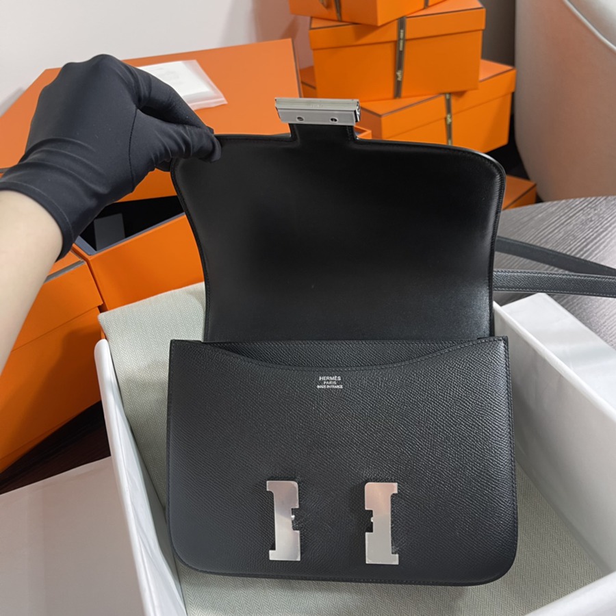 Constance 24 黑色銀扣 Epsom皮_7