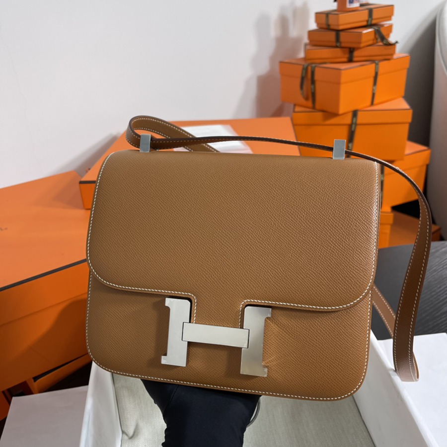 Constance 24 金棕銀扣 Epsom皮_1