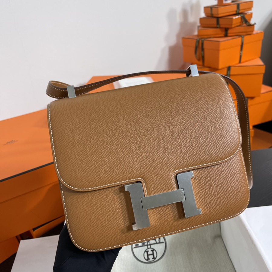 Constance 24 金棕銀扣 Epsom皮_2