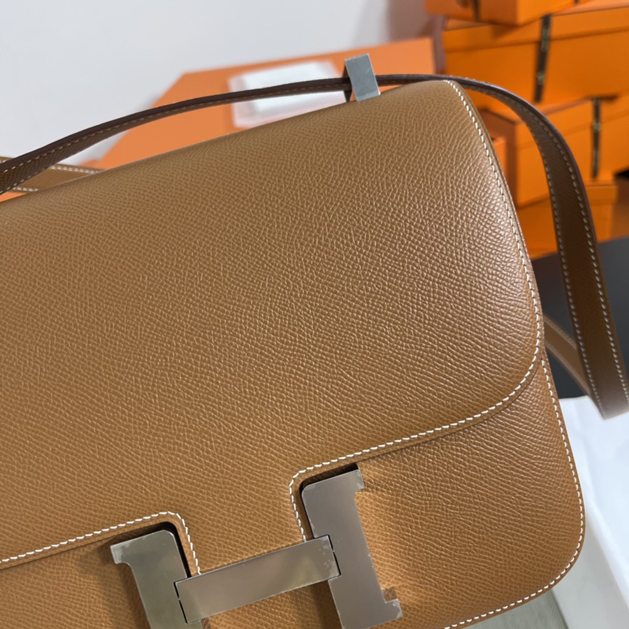 Constance 24 金棕銀扣 Epsom皮_3