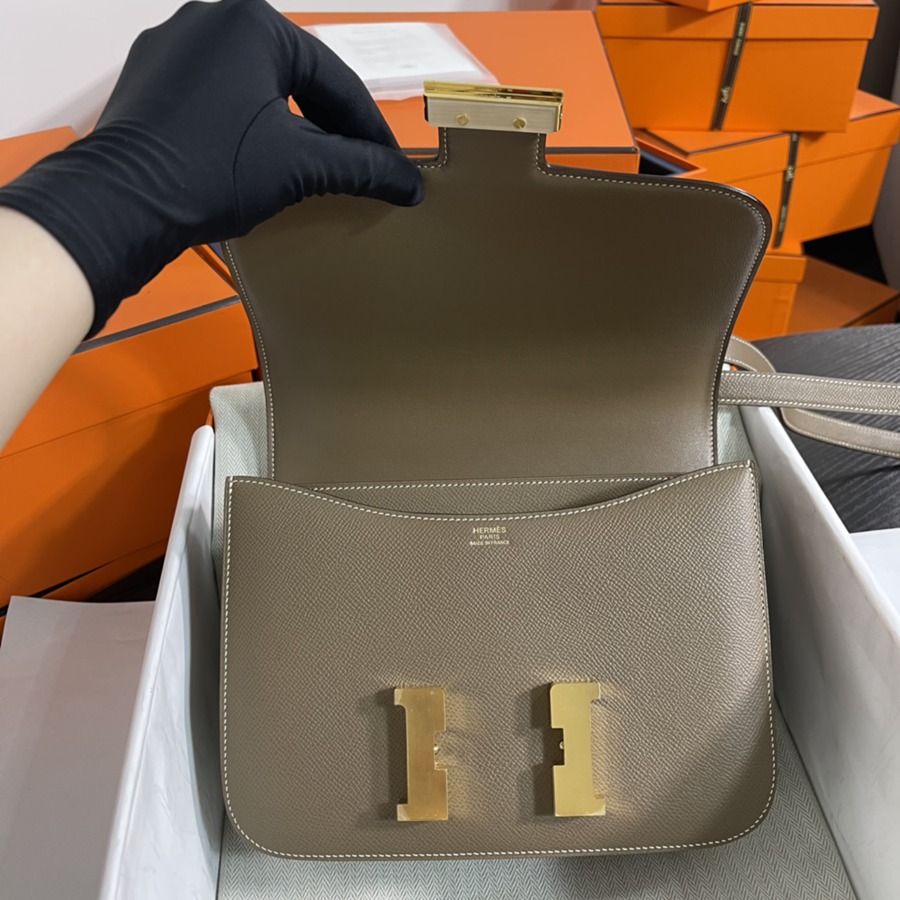 Constance 24 大象灰 金扣 Epsom皮_7