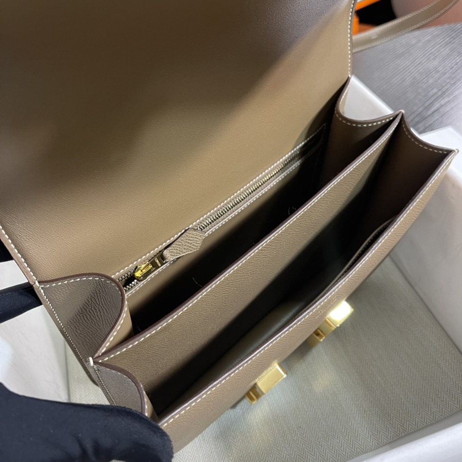 Constance 24 大象灰 金扣 Epsom皮_8