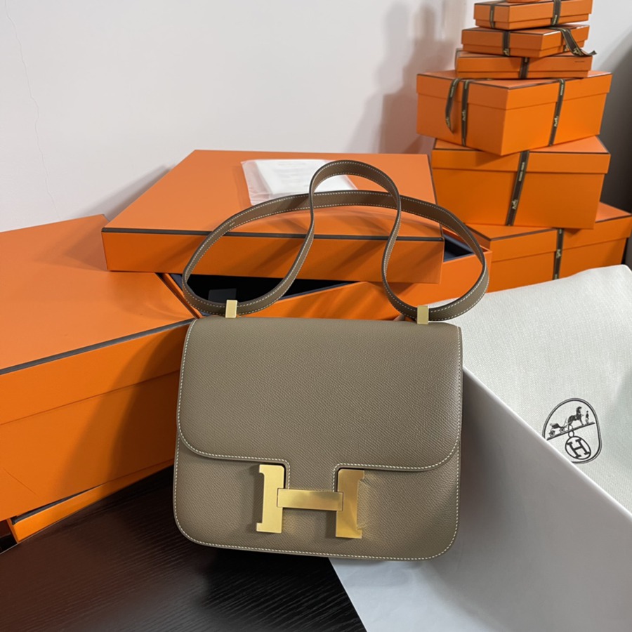 Constance 24 大象灰 金扣 Epsom皮_10